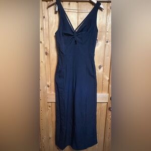 NEW w/o Tags - Elegant Navy Blue Sleeveless Pant Suit - Medium